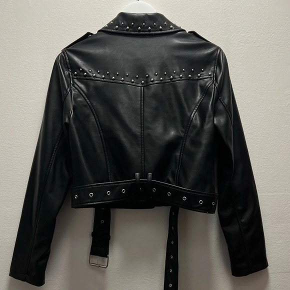 NWOT Forever 21 Black Faux Leather Moto Jacket with Silver Embellishment - Picture 7 of 8